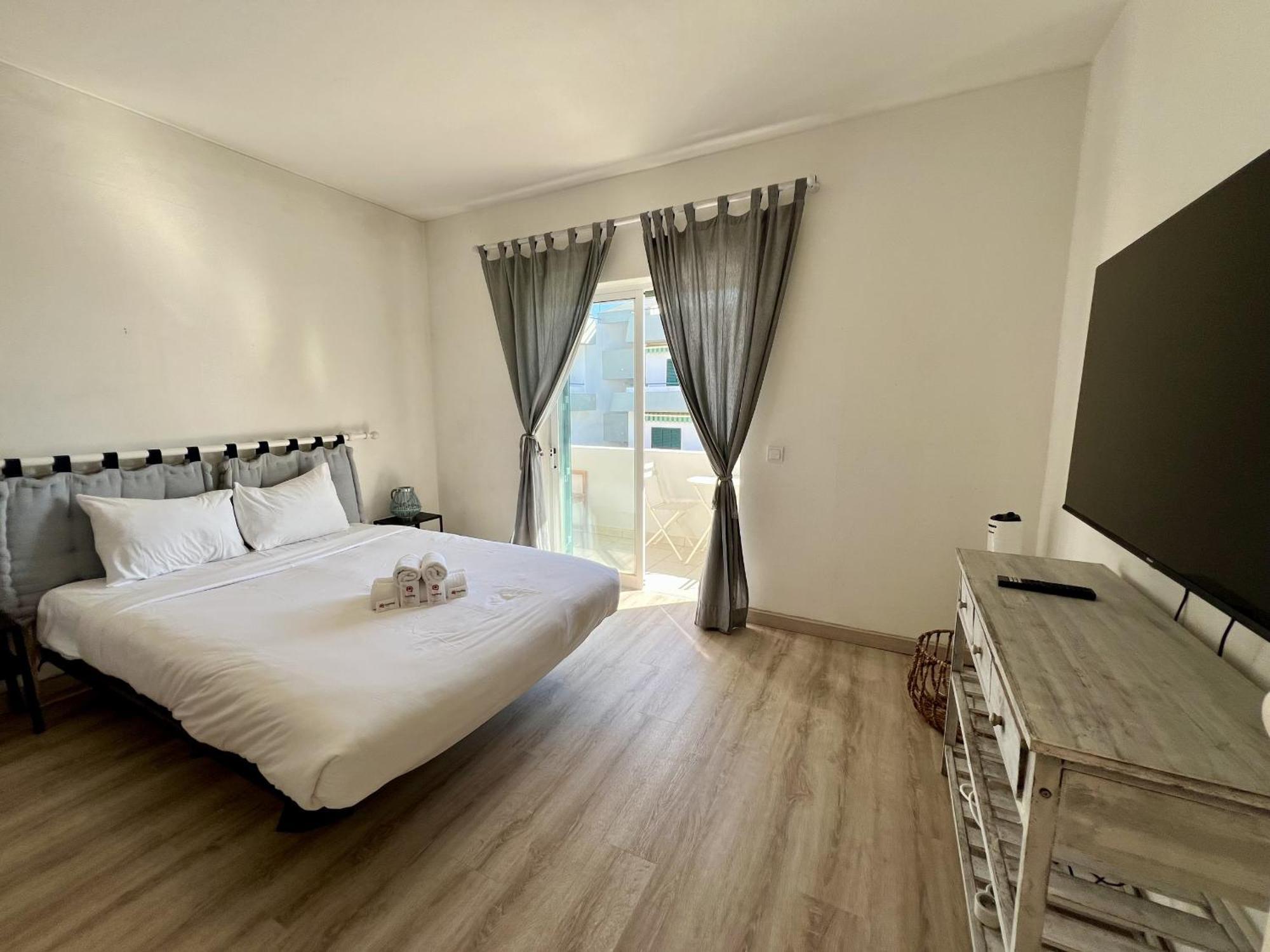 Albufeira Delight With Pool By Homing Apartment *