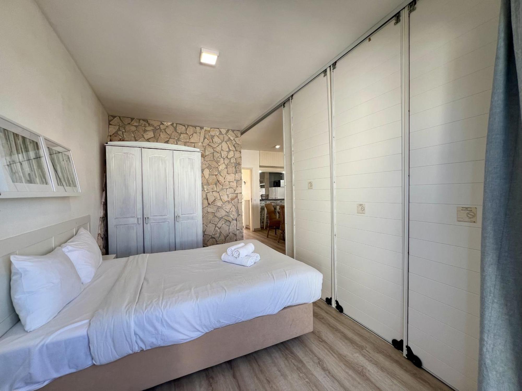 Albufeira Delight With Pool By Homing Apartment Guia (Faro)